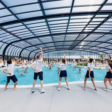 4 Etoiles - Parc Aquatique - Eeibec אתר קמפינג וונדה-מונטליבה